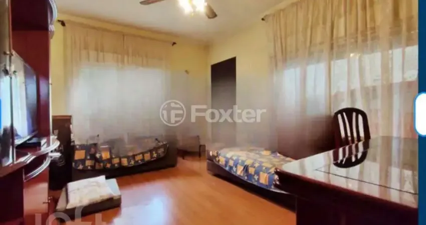 Casa com 2 quartos à venda na Rua Oito de Julho, 35, Jardim Botânico, Porto Alegre