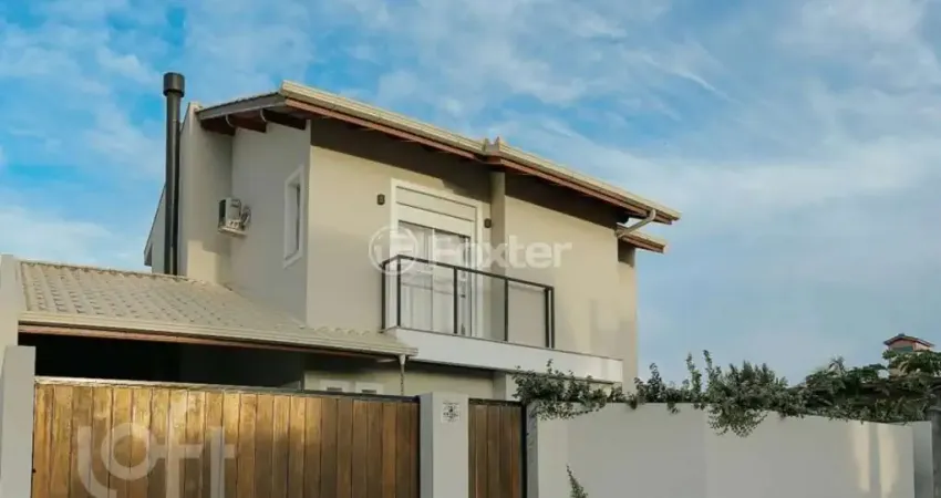 Casa com 3 quartos à venda na Servidão Utinga, 109, Rio Tavares, Florianópolis