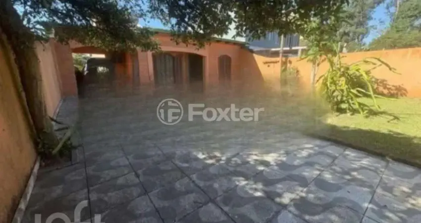 Casa com 3 quartos à venda na Avenida Doutor Sezefredo Azambuja Vieira, 5324, Olaria, Canoas