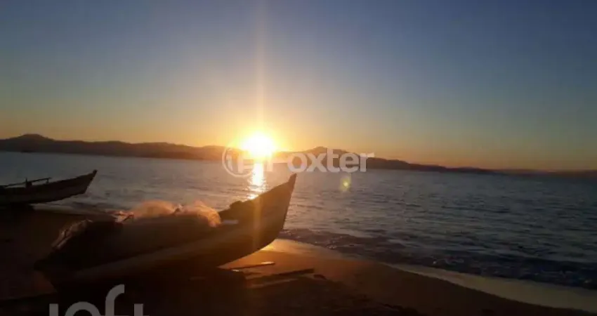 Casa em condomínio fechado com 3 quartos à venda na Avenida dos Jerivás, 18, Cachoeira do Bom Jesus, Florianópolis