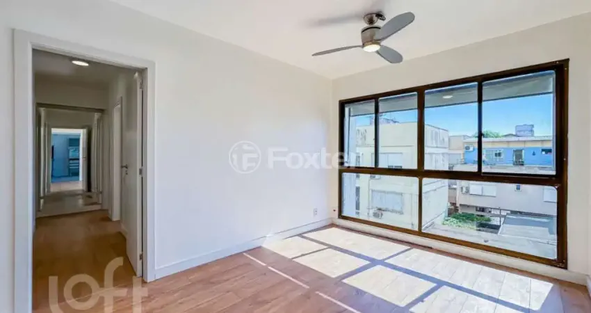 Apartamento com 3 quartos à venda na Rua Padre Hildebrando, 585, Santa Maria Goretti, Porto Alegre