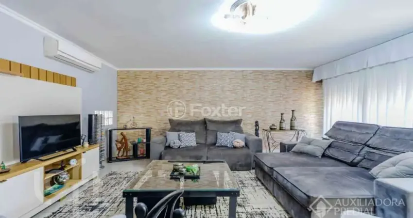 Casa com 3 quartos à venda na Rua Doutor Campos Velho, 1010, Cristal, Porto Alegre