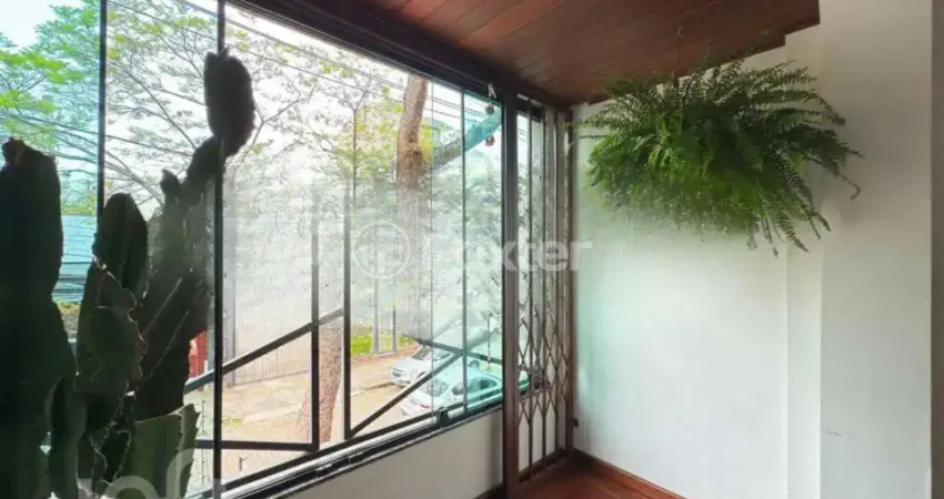 Apartamento com 3 quartos à venda na Rua Artur Fabião Carneiro, 45, Passo da Areia, Porto Alegre