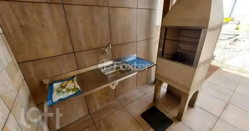 Casa com 3 quartos à venda na Rua Nove de Junho, 1040, Vila São José, Porto Alegre