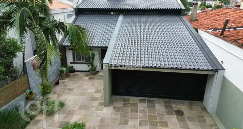 Casa com 4 quartos à venda na Rua Luiz Voelcker, 735, Três Figueiras, Porto Alegre