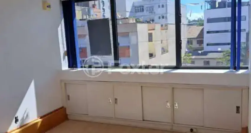 Sala comercial com 1 sala à venda na Rua Itapeva, 80, Passo da Areia, Porto Alegre