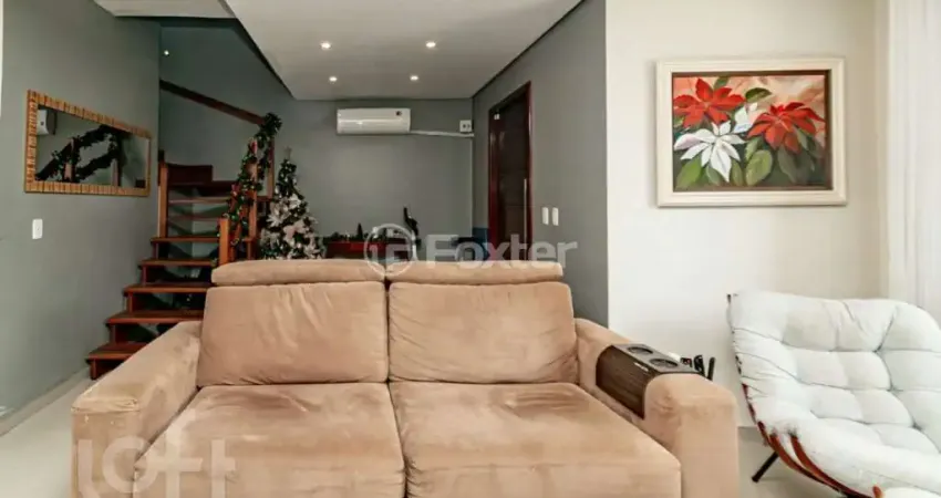 Casa com 3 quartos à venda na Rua Aldo Sani, 54, Hípica, Porto Alegre