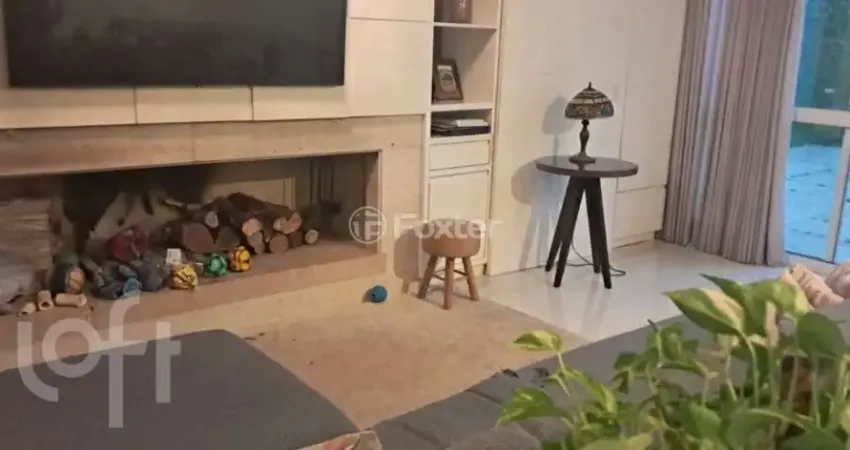 Casa em condomínio fechado com 3 quartos à venda na Rua Dolores Duran, 1584, Lomba do Pinheiro, Porto Alegre