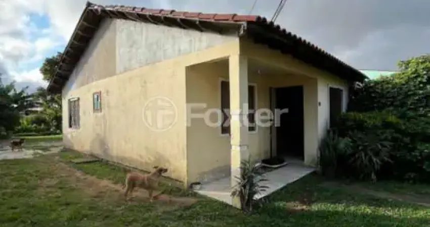 Casa com 2 quartos à venda na Rua Pedro Souza, 141, Vila João Pessoa, Porto Alegre