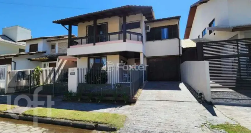 Casa com 3 quartos à venda na Rua Itabira, 154, Itacorubi, Florianópolis