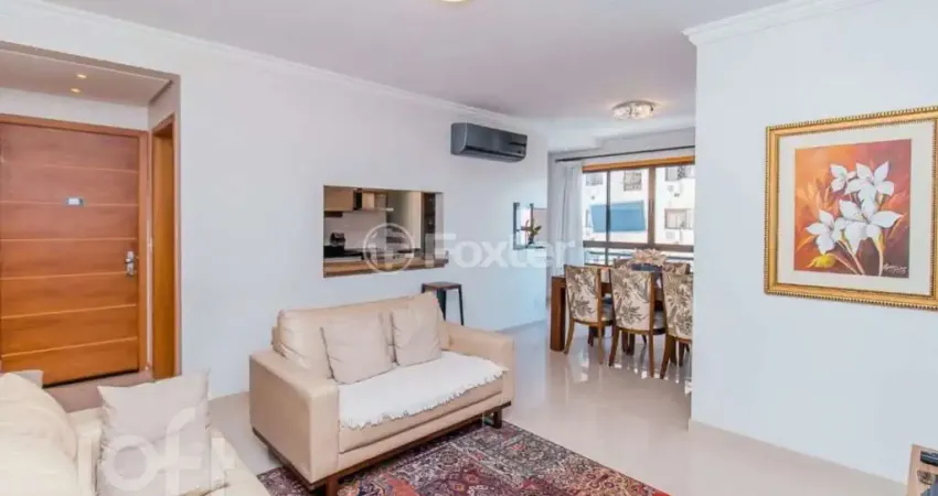 Apartamento com 3 quartos à venda na Rua Roque Calage, 886, Passo da Areia, Porto Alegre