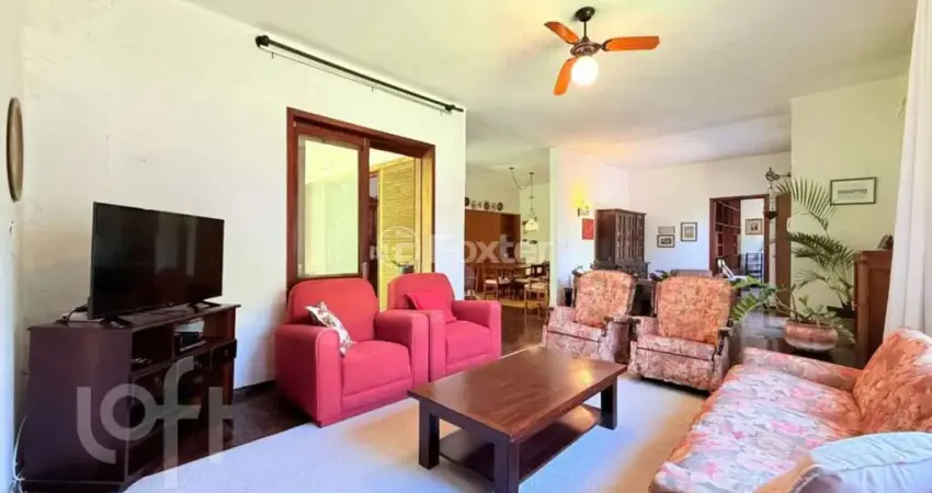 Casa com 3 quartos à venda na Avenida Pereira Passos, 510, Vila Assunção, Porto Alegre