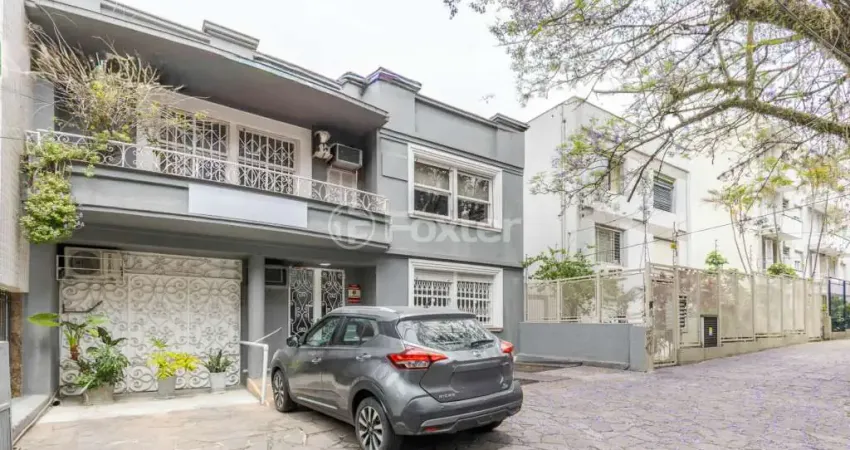 Casa comercial com 20 salas à venda na Rua Castro Alves, 433, Independência, Porto Alegre