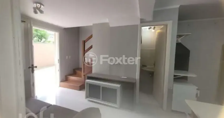 Casa em condomínio fechado com 3 quartos à venda na Avenida Pinheiro Borda, 625, Cristal, Porto Alegre