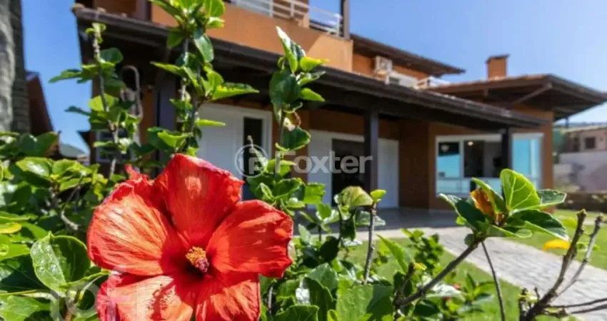 Casa com 8 quartos à venda na Rua Lúcia Helena Schramm, 101, Armação do Pântano do Sul, Florianópolis