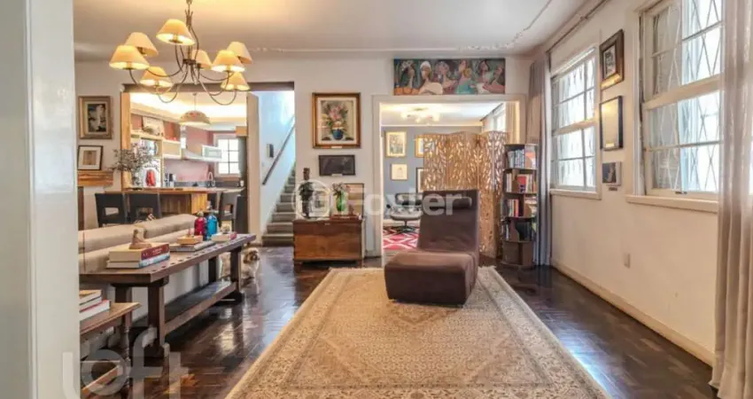 Casa com 4 quartos à venda na Rua Professor Juvenal Miler, 82, Rio Branco, Porto Alegre