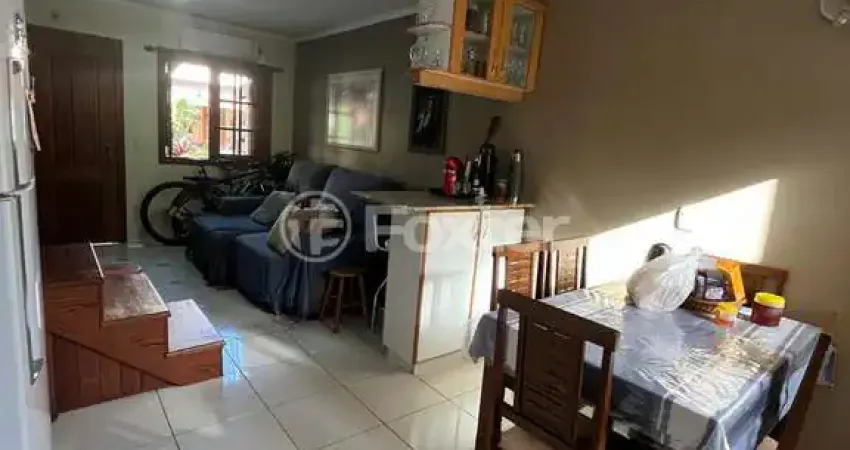 Casa em condomínio fechado com 3 quartos à venda na Rua Sílvio Silveira Soares, 2406, Camaquã, Porto Alegre