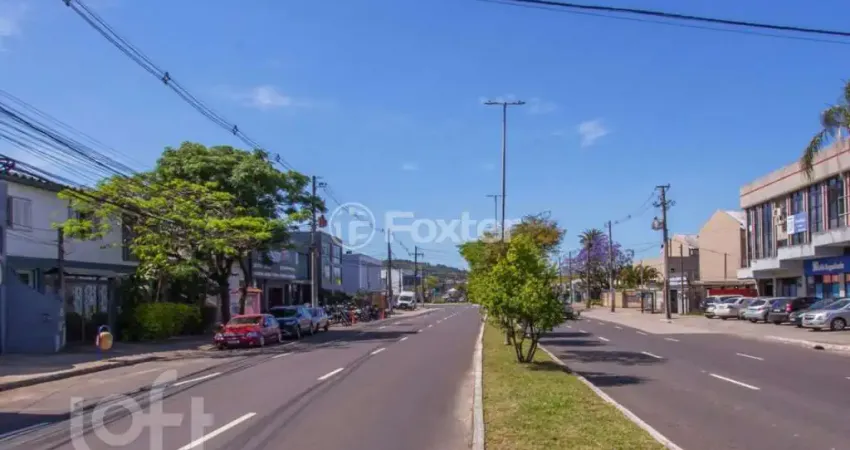 Casa com 3 quartos à venda na Avenida Juca Batista, 460, Cavalhada, Porto Alegre