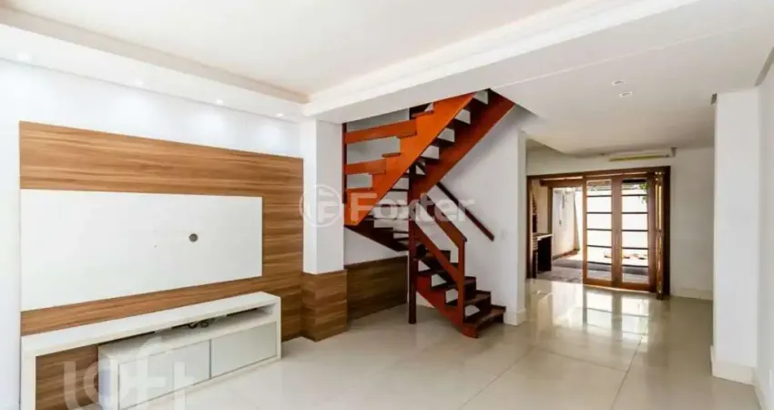 Casa em condomínio fechado com 2 quartos à venda na Rua Octávio de Souza, 965, Teresópolis, Porto Alegre