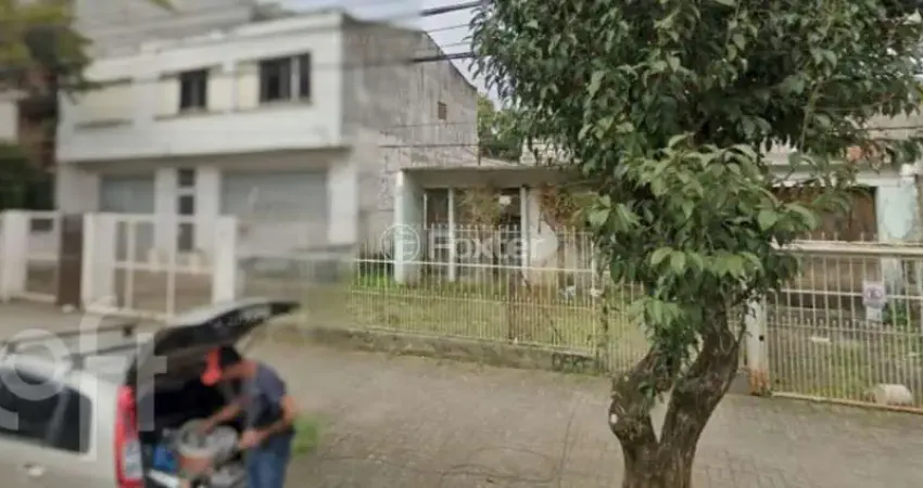 Casa com 3 quartos à venda na Rua Dezessete de Junho, 435, Menino Deus, Porto Alegre