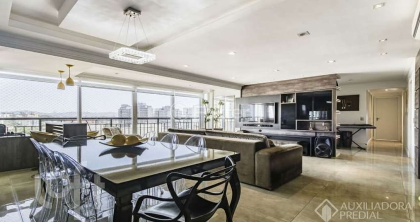 Apartamento com 4 quartos à venda na Avenida Túlio de Rose, 400, Jardim Europa, Porto Alegre