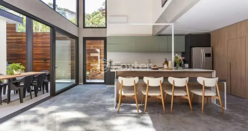 Casa em condomínio fechado com 3 quartos à venda na Rua Douglas Seabra Levier, 228, Carvoeira, Florianópolis