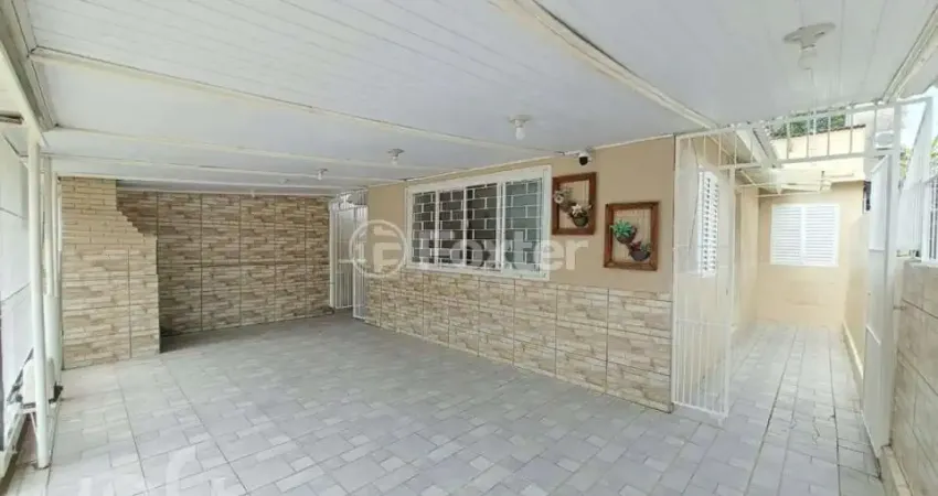 Casa com 2 quartos à venda na Rua Jayme Tolpolar, 391, Farrapos, Porto Alegre