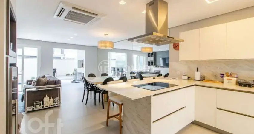 Casa em condomínio fechado com 3 quartos à venda na Rua Gralha Azul, 555, Jardim Carvalho, Porto Alegre