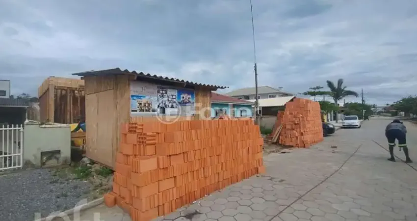 Casa com 3 quartos à venda na Rua Professora Clotilde Silveira Juttel, 264, Pinheira, Palhoça