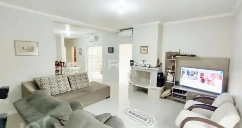 Casa com 3 quartos à venda na Rua Tomé de Souza, 321, Nossa Senhora das Graças, Canoas