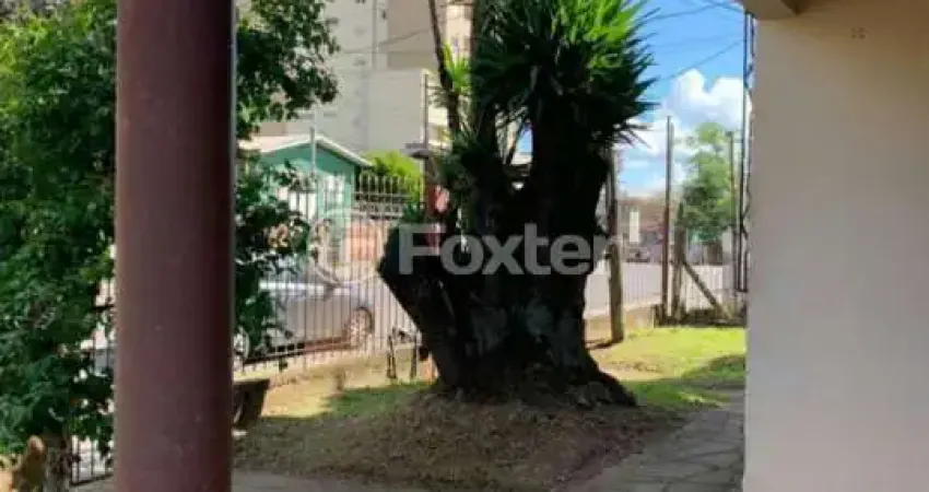 Casa com 2 quartos à venda na Rua Irmã Zago, 1185, Sagrada Família, Caxias do Sul