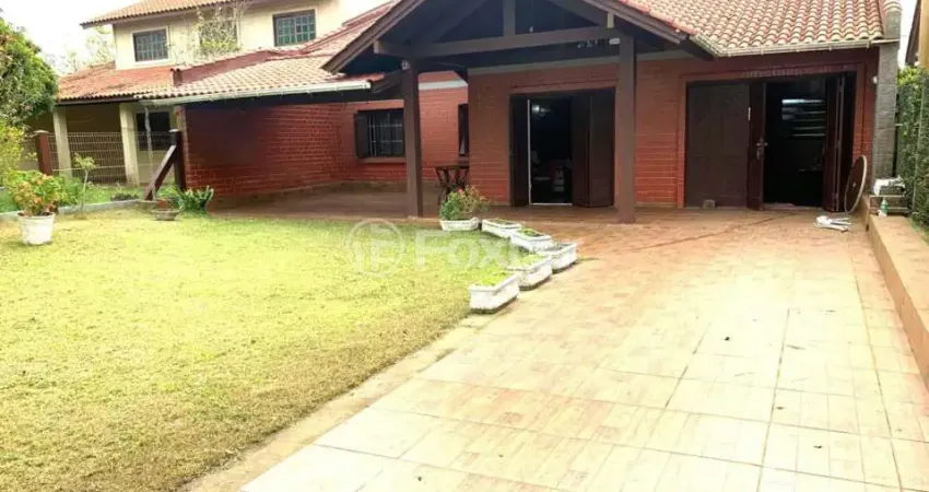 Casa com 4 quartos à venda na undefined Osvaldo Aranha, 236, Mariluz (Distrito), Imbé