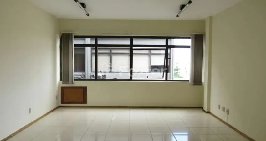 Sala comercial com 1 sala à venda na Rua Faria Santos, 47, Petrópolis, Porto Alegre