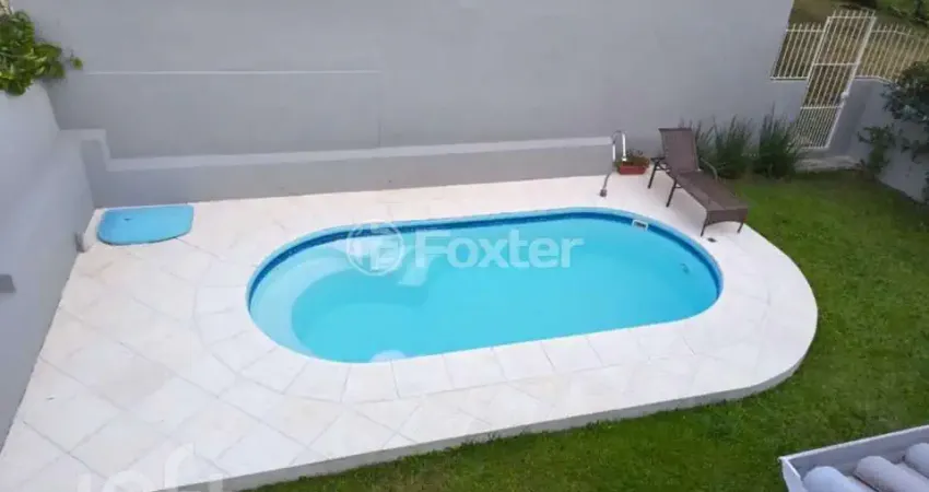 Casa em condomínio fechado com 4 quartos à venda na Rua Professor Antônio José Remião, 15, Espírito Santo, Porto Alegre