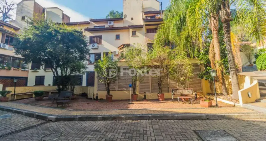 Casa em condomínio fechado com 3 quartos à venda na Rua Tomaz Gonzaga, 127, Boa Vista, Porto Alegre