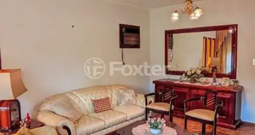 Casa com 3 quartos à venda na Rua Primeiro de Maio, 283, Niterói, Canoas