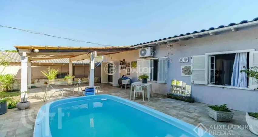 Casa com 2 quartos à venda na Rua Cinco Mil Cento e Cinquenta e Um, 47, Campo Novo, Porto Alegre