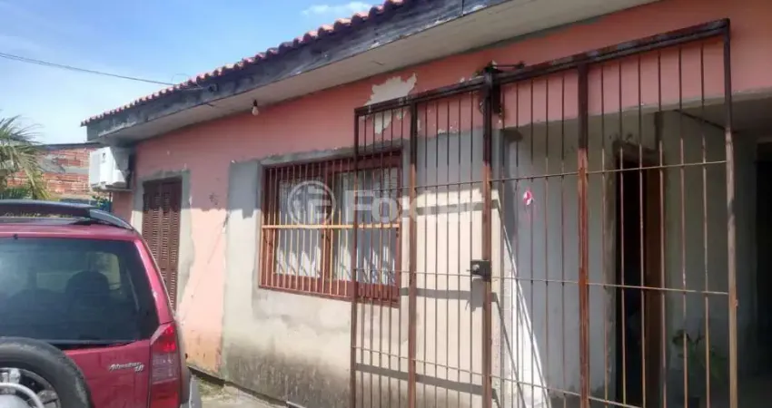 Casa com 3 quartos à venda na Avenida Ignês E. Fagundes, 56, Restinga, Porto Alegre