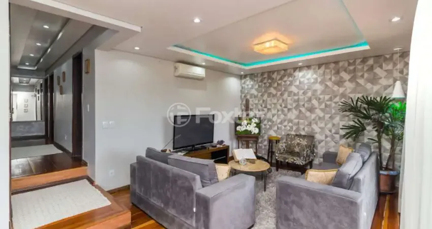 Casa com 3 quartos à venda na Rua Doutor Egydio Michaelsen, 250, Cavalhada, Porto Alegre