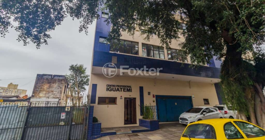 Sala comercial com 2 salas à venda na Rua Paulo Setúbal, 25, Passo da Areia, Porto Alegre