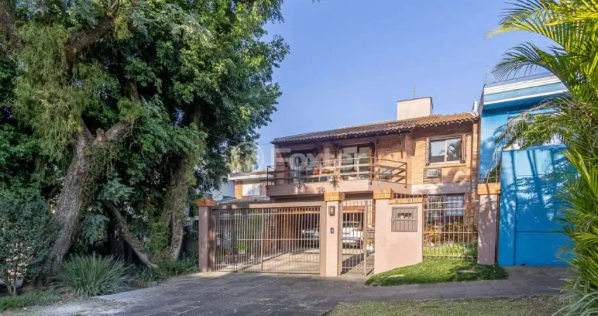Casa com 4 quartos à venda na Rua Doutor Jorge Fayet, 21, Chácara das Pedras, Porto Alegre