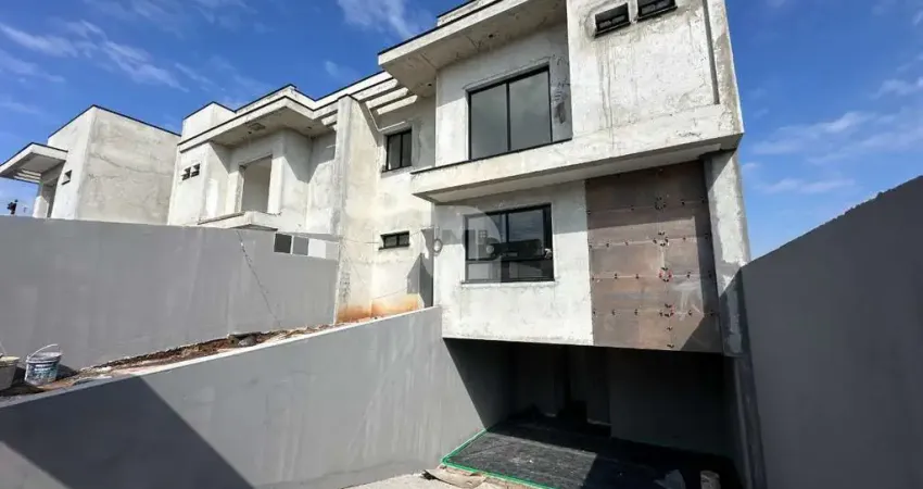 Casa com 3 quartos à venda na Rua Goiás, 443, Iguaçu, Araucária