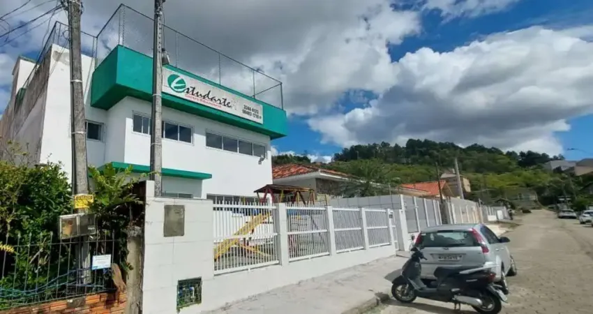 Vendo espaço para uso comercial no Bairro Passa Vinte- Palhoça-SC