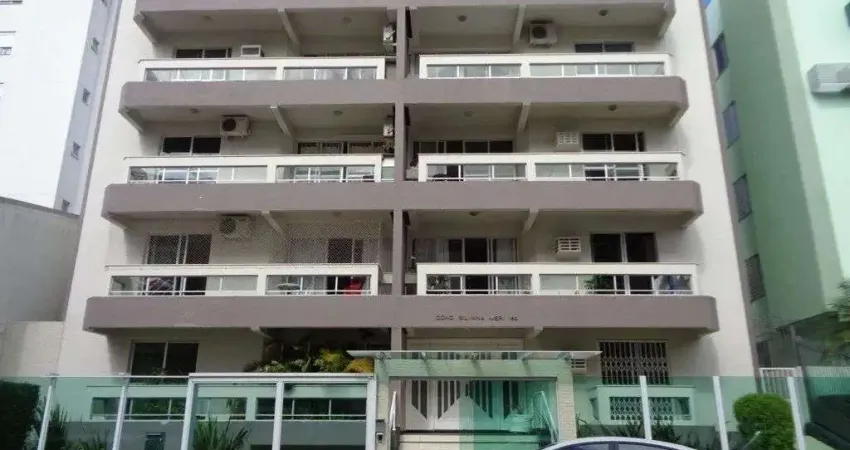 Apartamento a venda C/ Terraço de 03 Dormitórios sendo 01 Suíte no Estreito - Florianópolis - SC