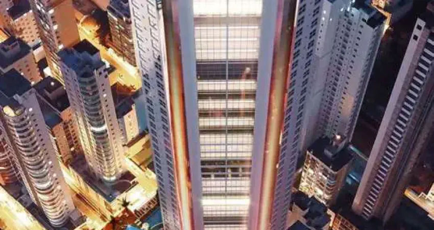 Apartamento mobiliado e decorado no Edifício Infinity Coast em Balneário Camboriú.