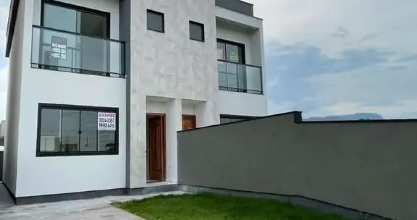 Sobrado a venda de 02 Dormitórios sendo 02 Suítes no bairro Bela Vista em Palhoça-SC