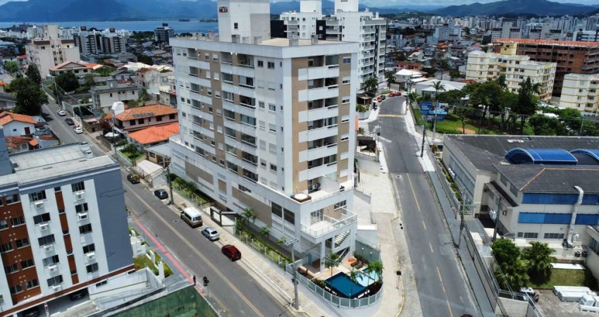 Apartamento novo de 3 quartos sendo 1 suíte e sacada com churrasqueira em Capoeiras - Florianópolis