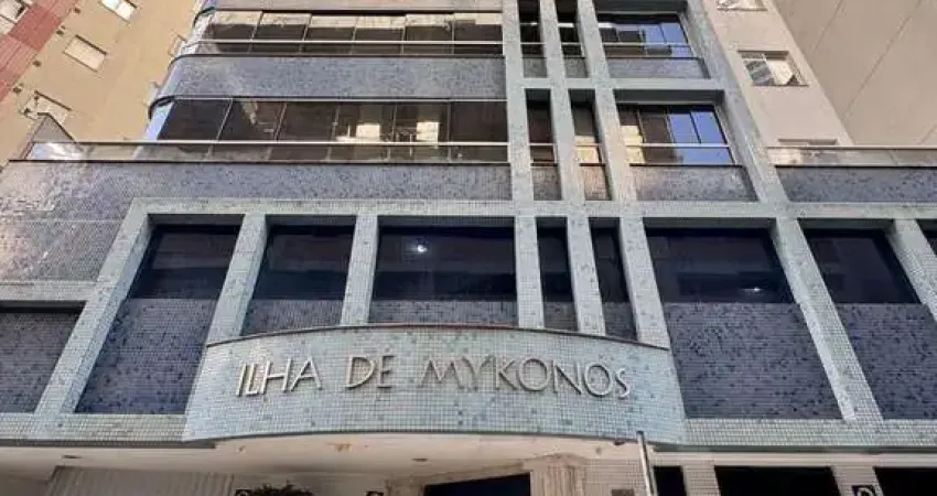 Apartamento 3 dormitórios / quadra mar / 2 vagas / balneário camboriú