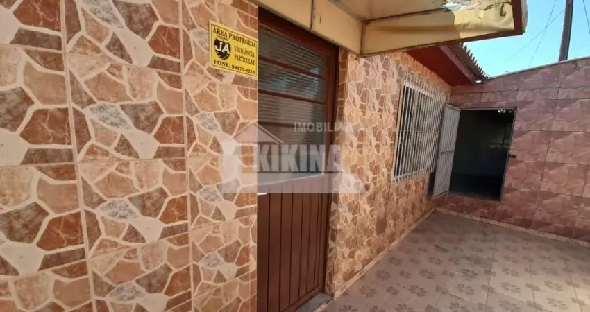 Casa Residencial com 1 quarto  para alugar, 53.00 m2 por R$800.00  - Jardim Carvalho - Ponta Grossa/PR