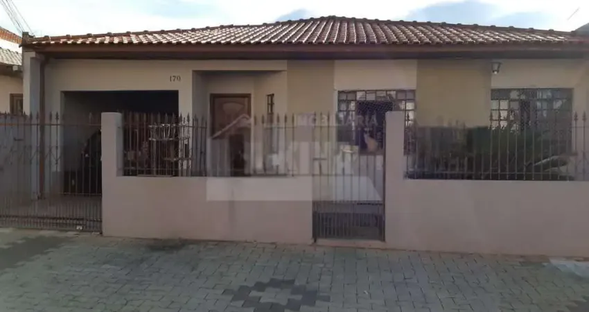 Casa Residencial com 4 quartos à venda, 140.00 m2 por R$440000.00 - Uvaranas - Ponta Grossa/PR